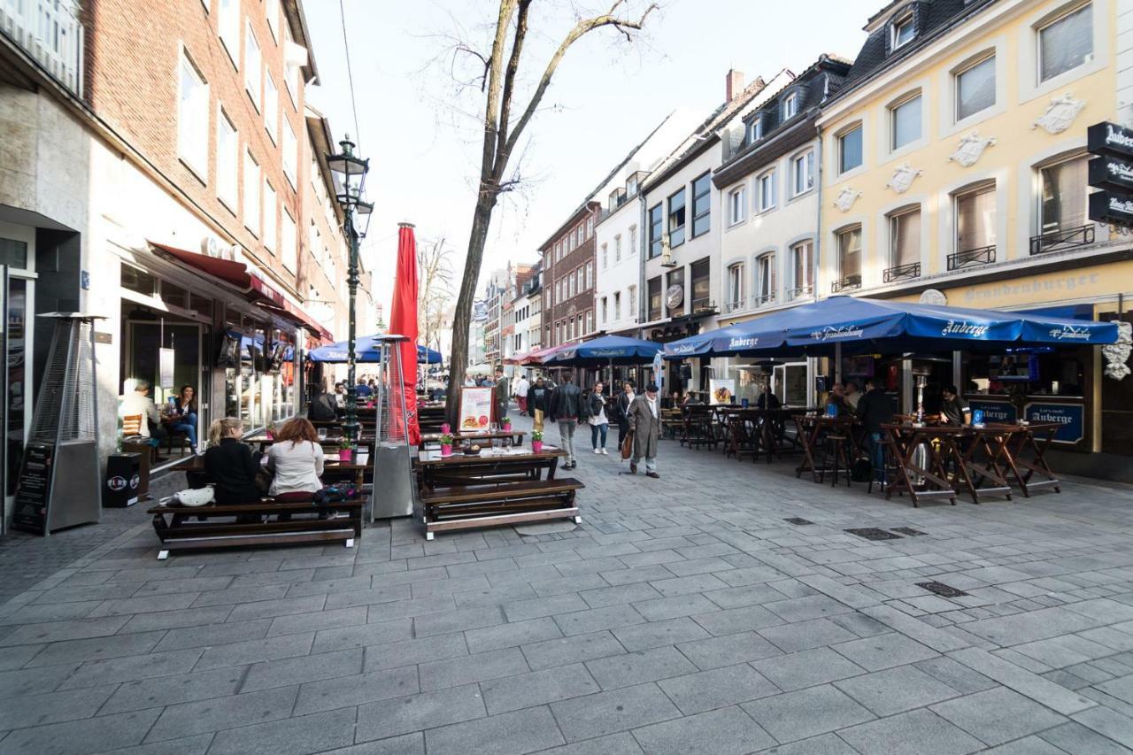 Altstadt Duesseldorf 1 Екстериор снимка