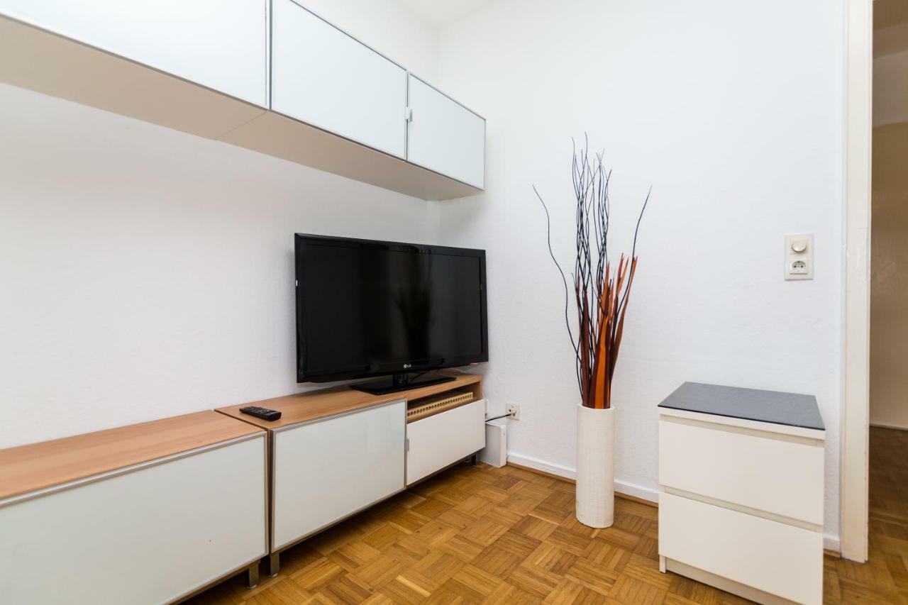 Altstadt Duesseldorf 1 Екстериор снимка